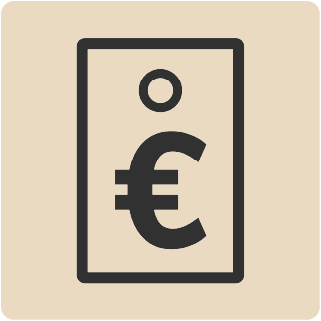 Jeden Freitag Nachmittag können im Sägewerk besondere Chargen und Qualitäten, Einzelbretter und Bohlen sowie Brennholz-Produkte von Privatpersonen gekauft werden.